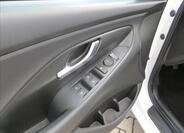 Hyundai i30 11