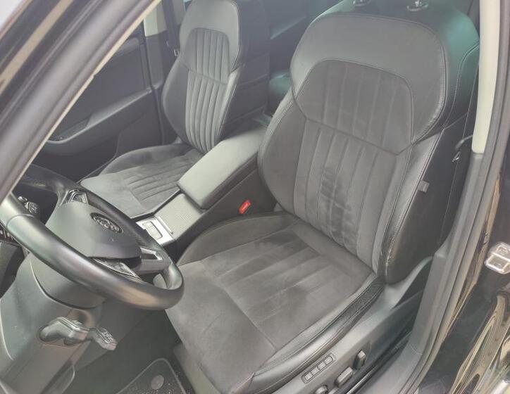 Škoda Superb 12