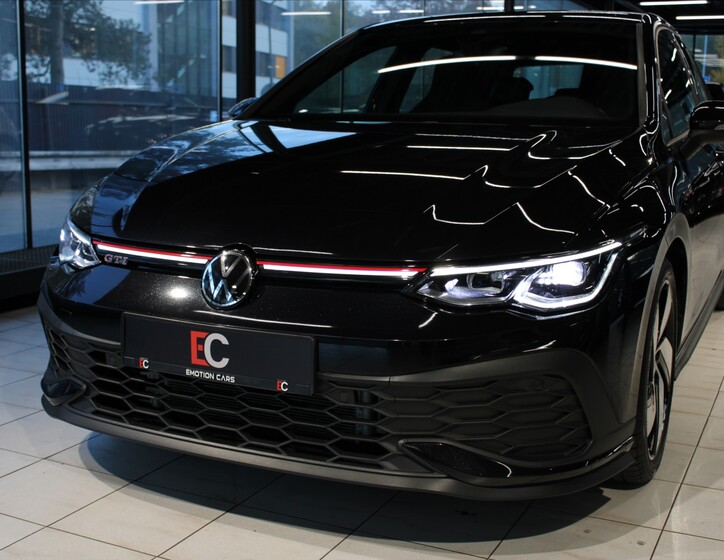Volkswagen Golf 27