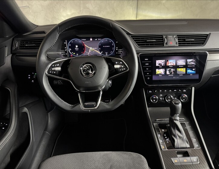 Škoda Superb 21