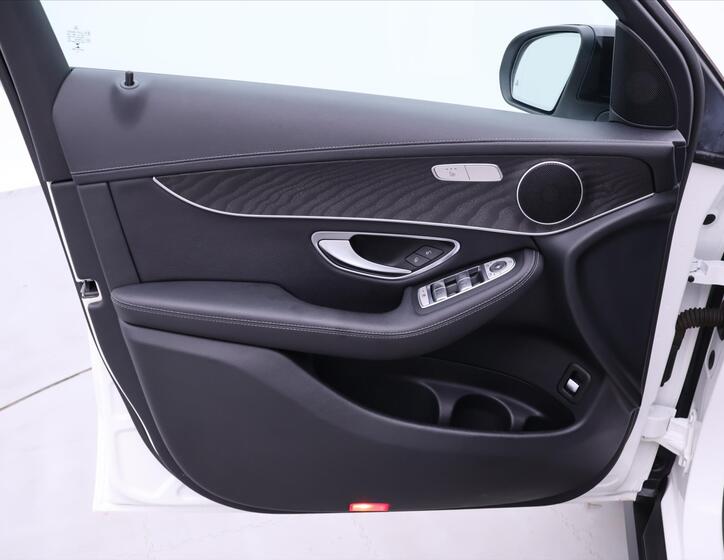 Mercedes-Benz GLC 12