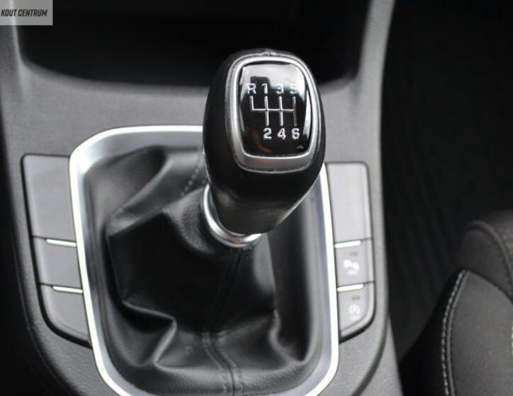 Hyundai i30 22
