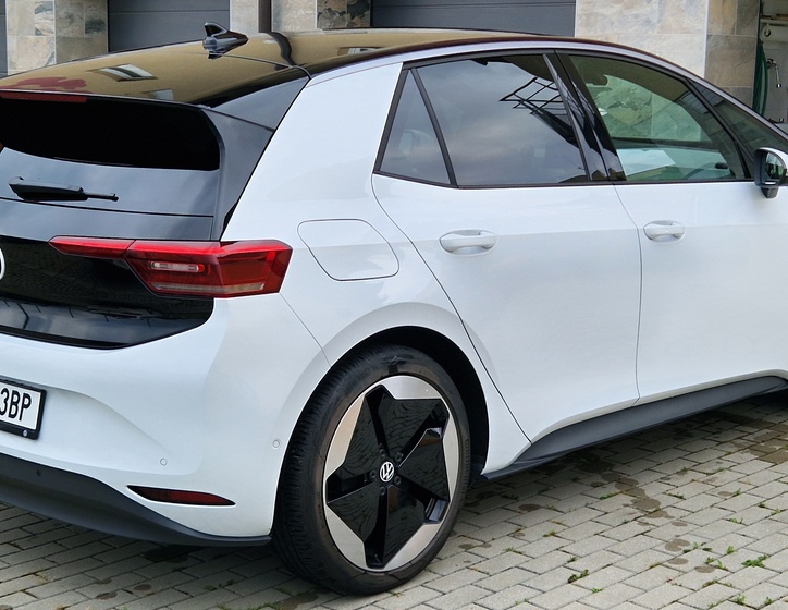 Volkswagen ID.3 4