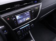 Toyota Auris 24