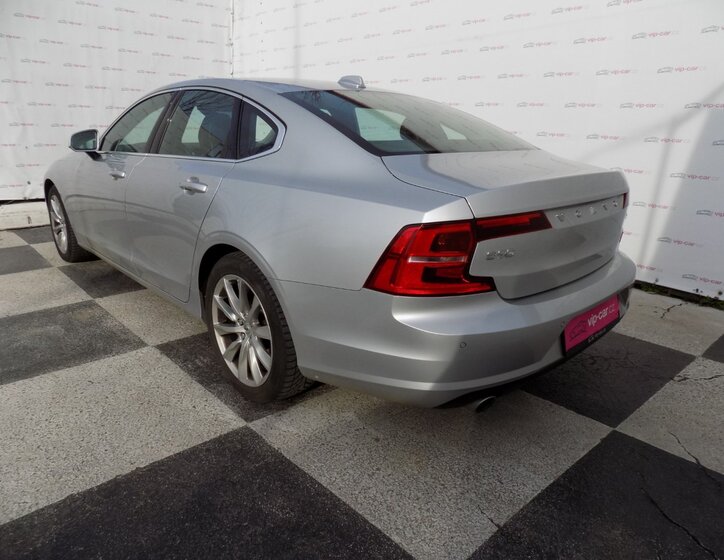 Volvo S90 3