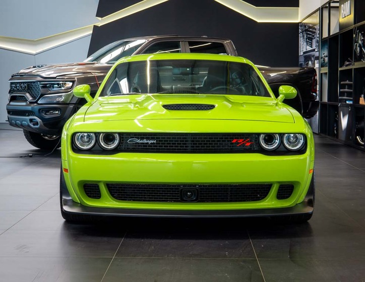 Dodge Challenger 10