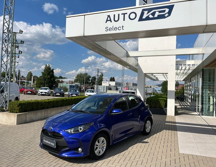 Toyota Yaris 1
