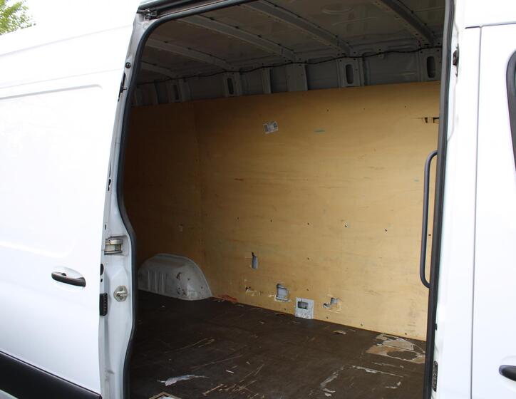 Mercedes-Benz Sprinter 18