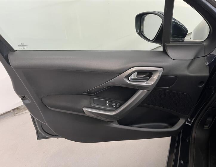 Peugeot 2008 23