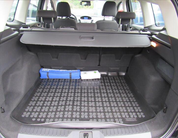 Ford Kuga 26