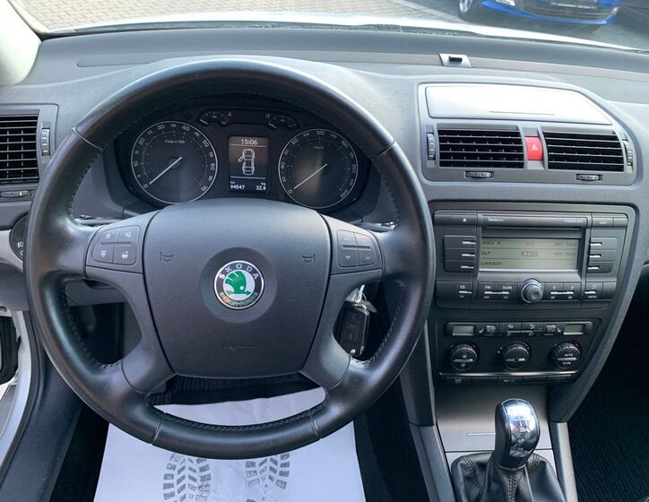 Škoda Octavia 12