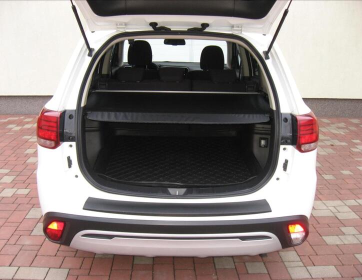 Mitsubishi Outlander 38