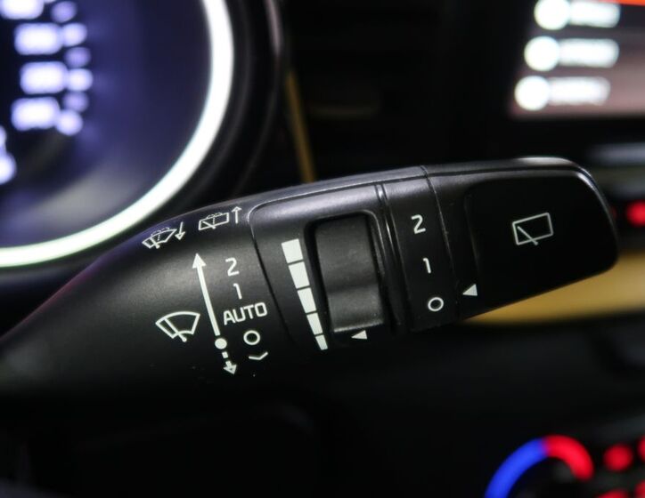 KIA XCeed 23