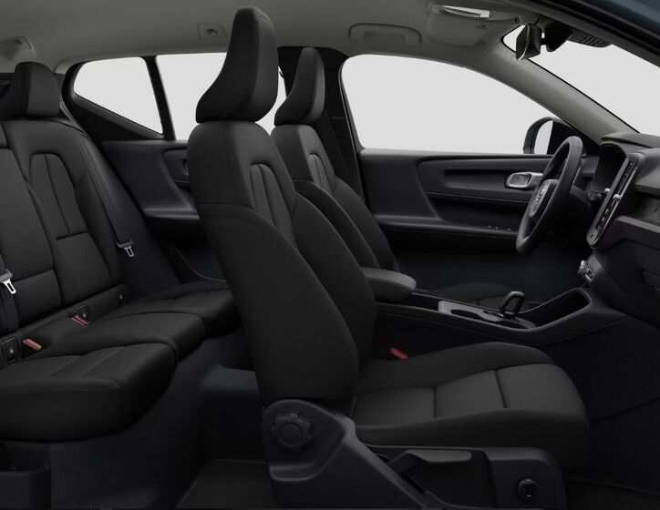 Volvo EX40 10