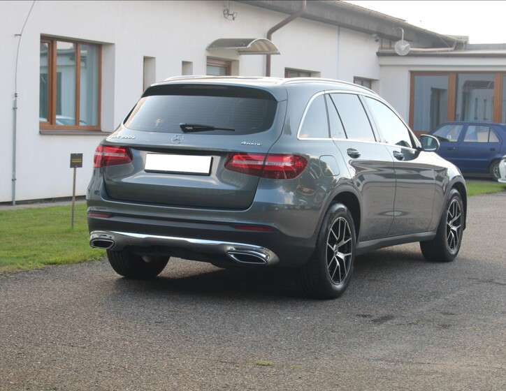 Mercedes-Benz GLC 4