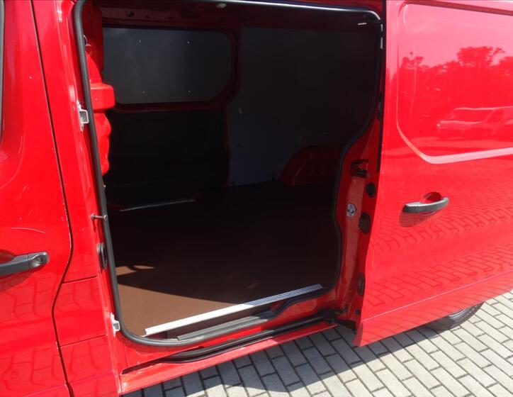 Opel Vivaro 32