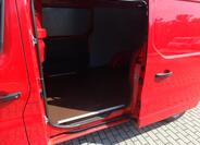 Opel Vivaro 32