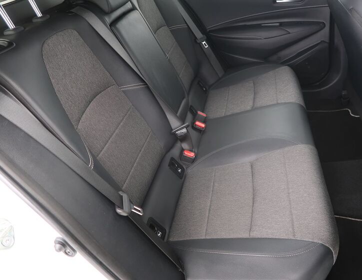 Toyota Corolla 14