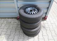 Volkswagen up! 19
