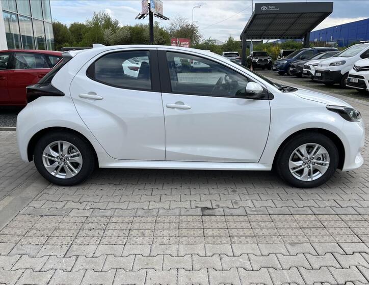 Toyota Yaris 5