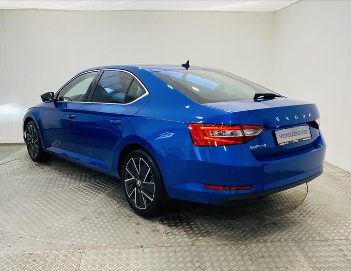 Škoda Superb 24