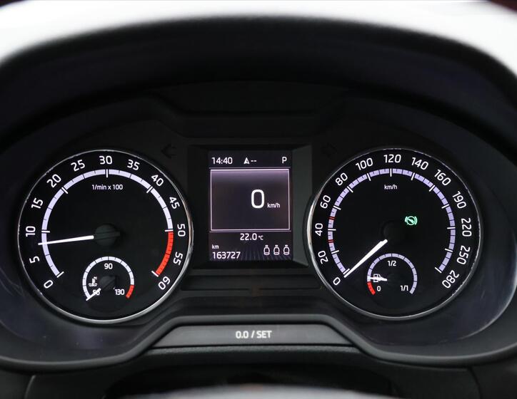 Škoda Octavia 16