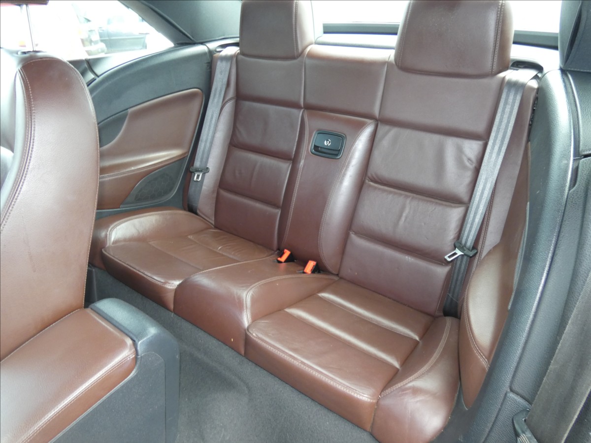 Volkswagen EOS