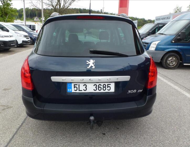 Peugeot 308 8