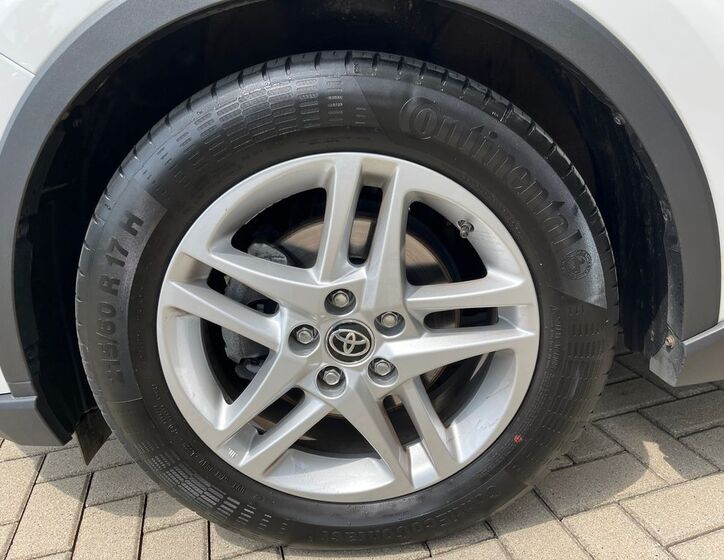 Toyota C-HR 12