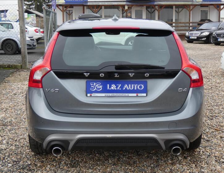 Volvo V60 5