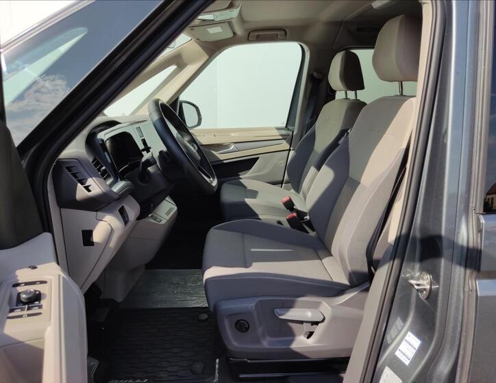 Volkswagen Multivan 7