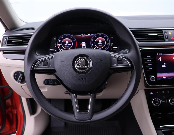 Škoda Superb 21