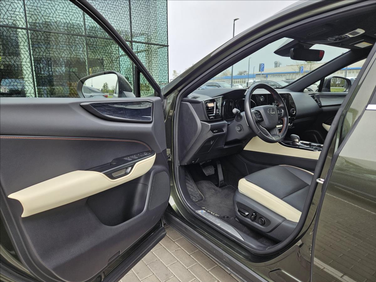 Lexus NX 450h plus