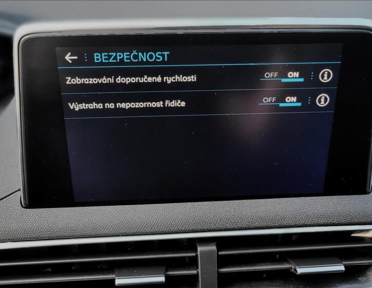 Peugeot 5008 32