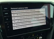 Volkswagen Passat 9