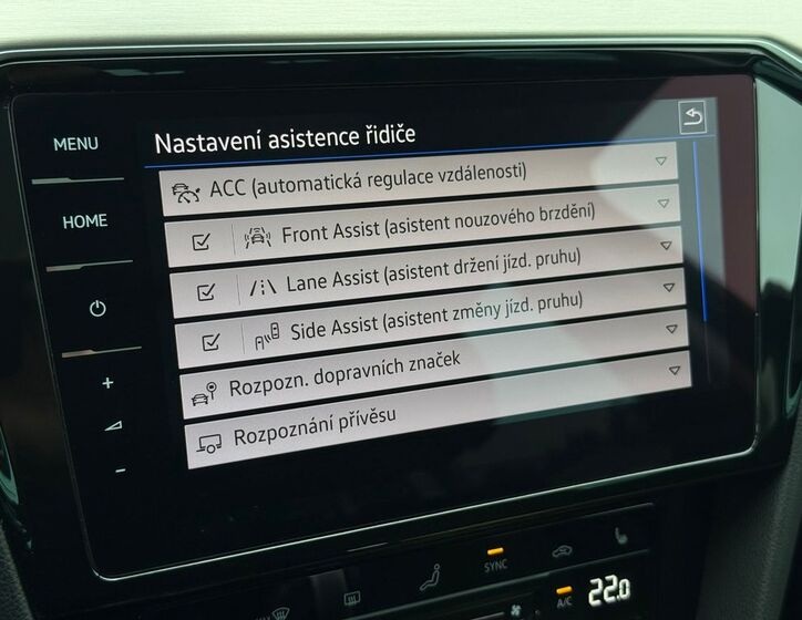 Volkswagen Passat 9