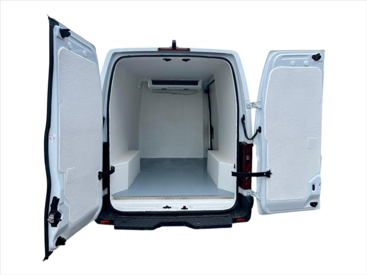 Nissan Interstar