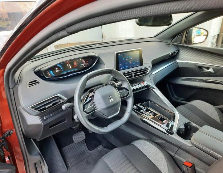 Peugeot 5008 13