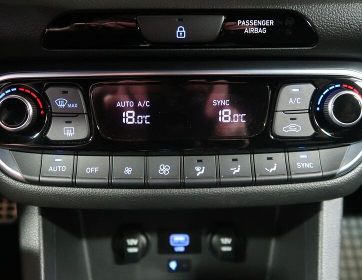 Hyundai i30 20