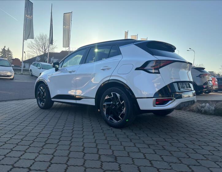 KIA Sportage 4