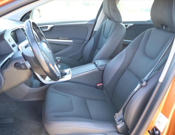 Volvo S60 11