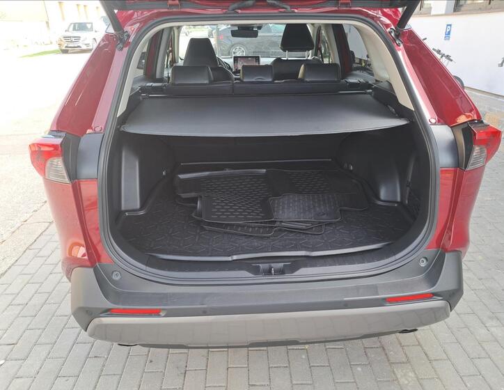 Toyota RAV4 40