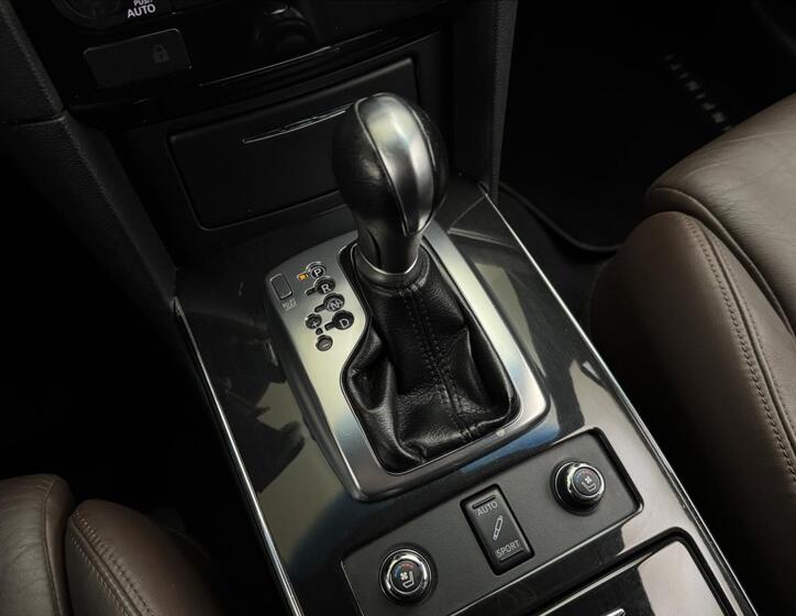 Infiniti FX30 25