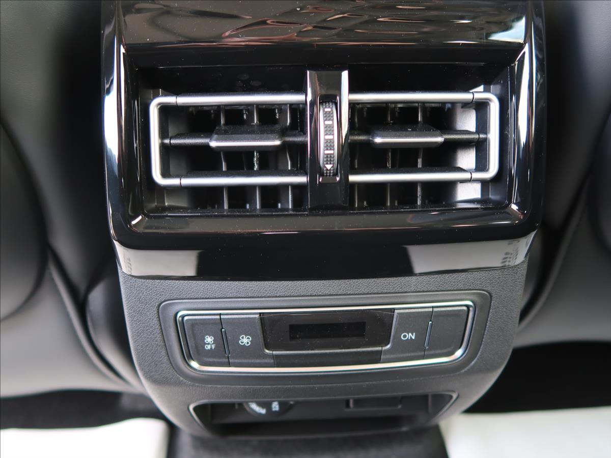 Dongfeng U-Tour