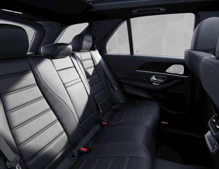 Mercedes-Benz GLE 8