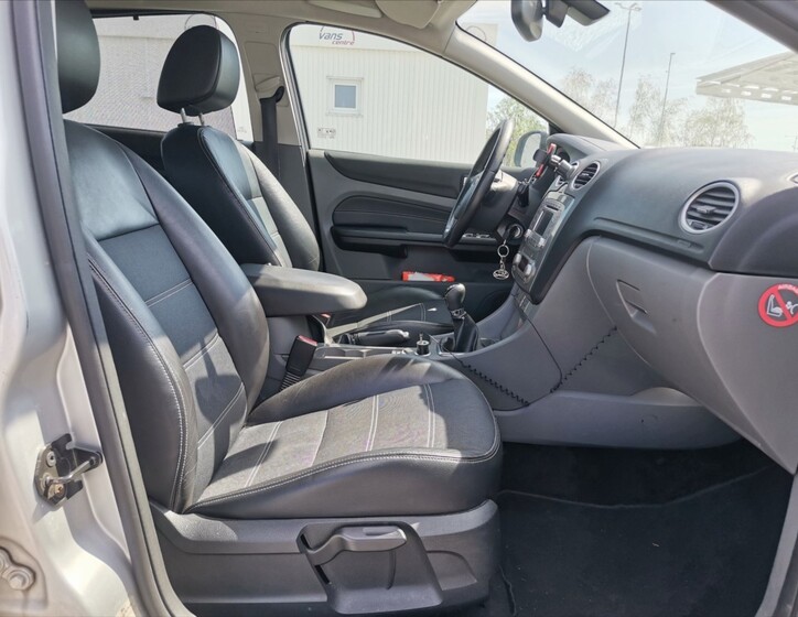 Ford Focus 7