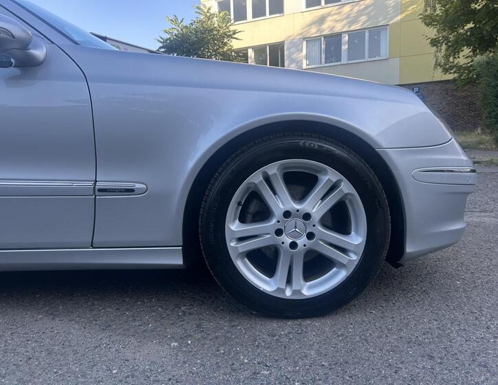 Mercedes-Benz Třídy E 20