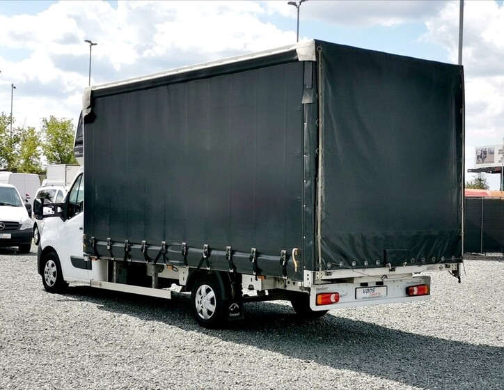 Renault Master 4