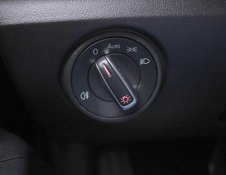 Volkswagen e-up! 22