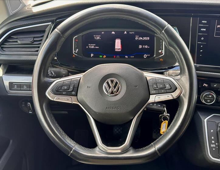Volkswagen Multivan 23